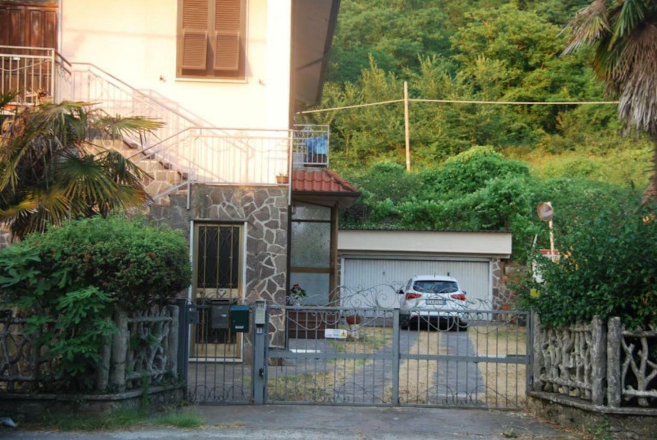 Villa Casa Ferdani Lunigiana à Terrarossa  Extérieur photo